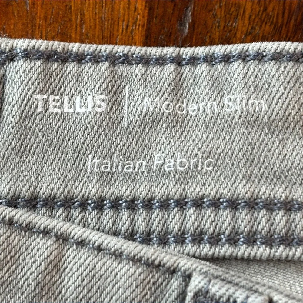 AG Adriano Goldschmied Tellis Modern Slim Italian Fabric Light Grey Jeans 32x34